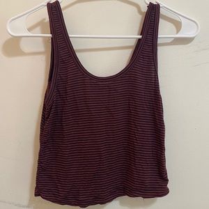 Burgundy cropped tank top